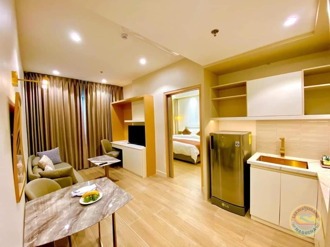 Uma Hotel And Residences Naga  Exterior photo